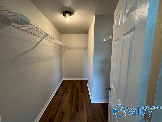 Building Photo - 15261 Tyler Mill Dr