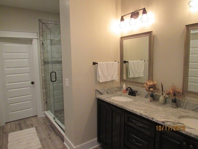 Building Photo - 3956 Painter Branch Rd