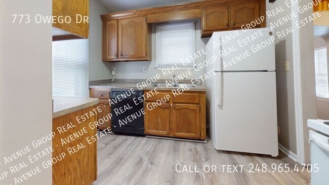 Building Photo - 773 Owego Dr