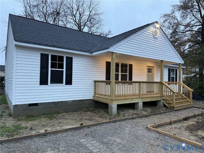 Primary Photo - 325 Yorktown Dr