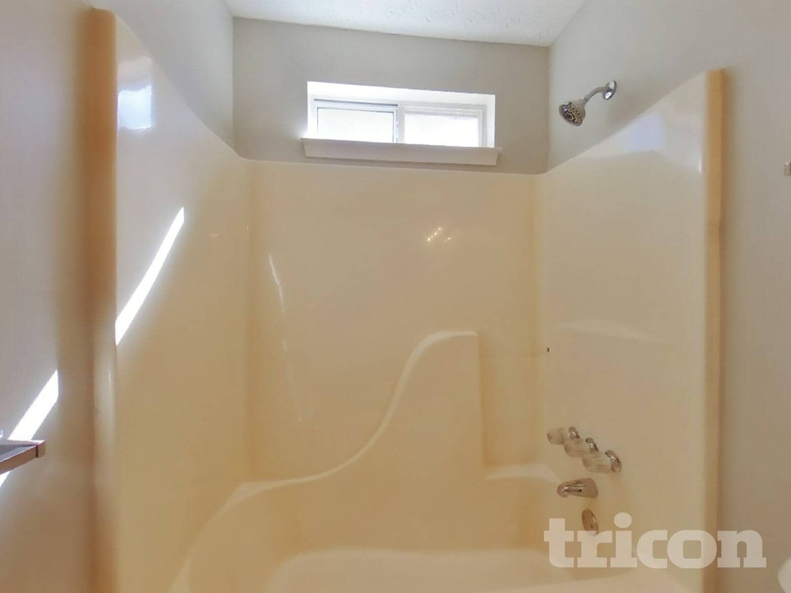 Building Photo - 165 Old Hampton Way