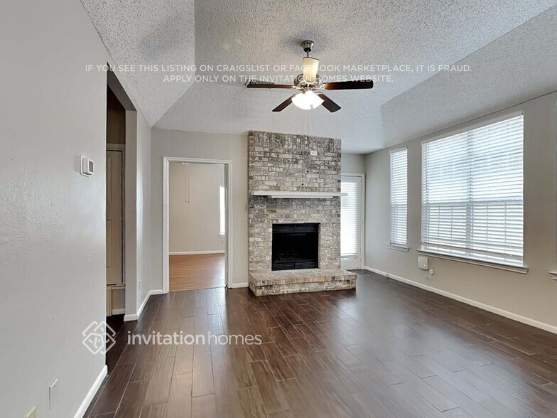 Building Photo - 922 Gaynor Ave