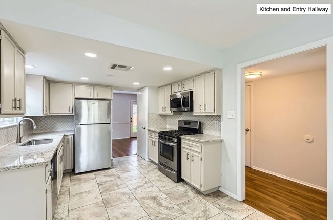Building Photo - 11426 Bristle Oak Trail