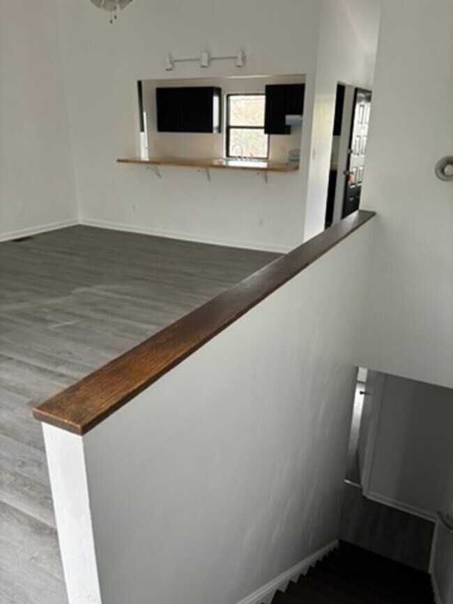 Building Photo - WoodHaven6635