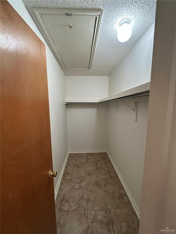 Building Photo - 10 10th St