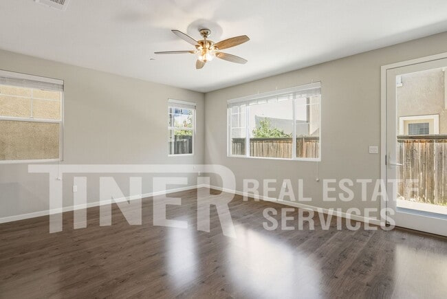 Building Photo - 3255 Pitkin Way