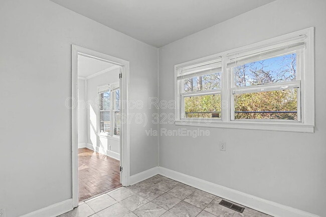 Building Photo - 1895 Markone St NW