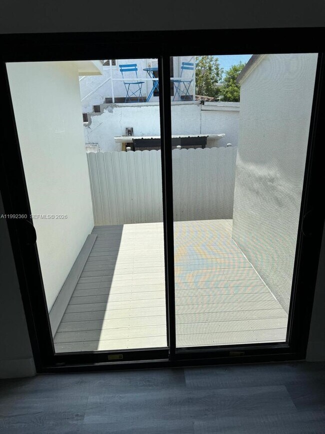 Building Photo - 2160 NW 30th St