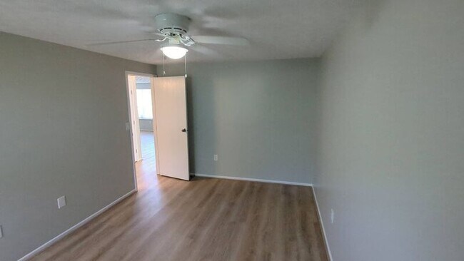 Building Photo - 1251 Kriswood Ln
