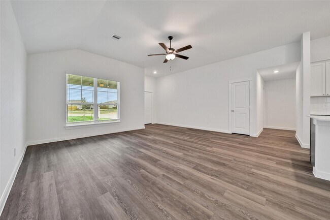 Building Photo - 141 County Rd 5102B