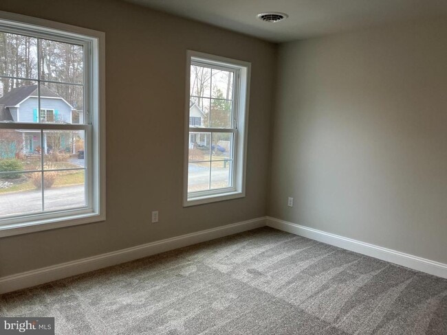 Building Photo - 5810 Clam Cove