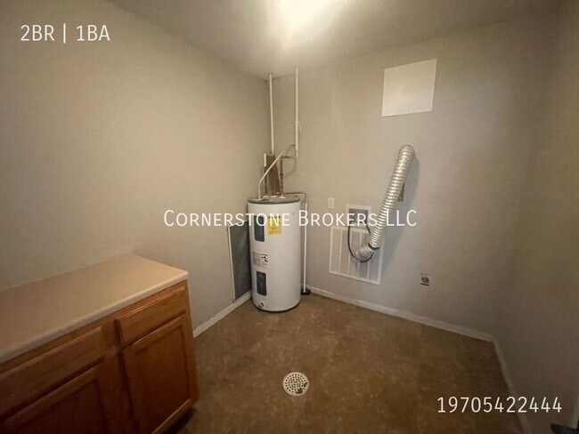 Building Photo - 219 Applewood Ct