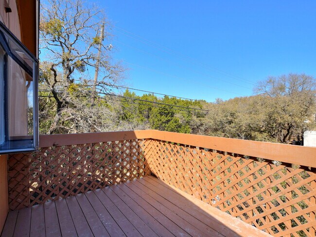 Building Photo - "Cozy Living at 301 Algerita: Charming 2-B...