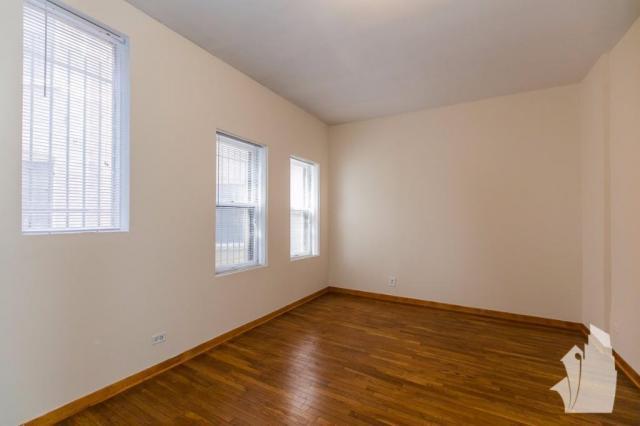 Building Photo - 2 bedroom in Chicago IL 60614