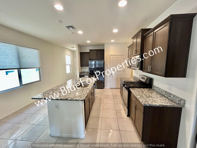Building Photo - 7702 S Via Casa De Campo