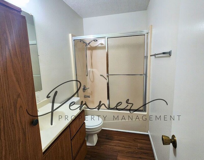 Building Photo - 101 SW 7th St