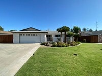 Building Photo - Beautiful Home for rent in Visalia, Ca