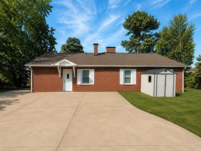 Building Photo - 2910 Mexico Gravel Rd