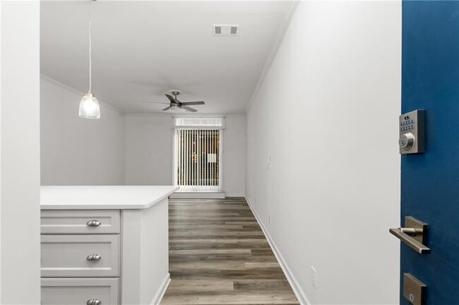 Building Photo - 1421 Peachtree St NE