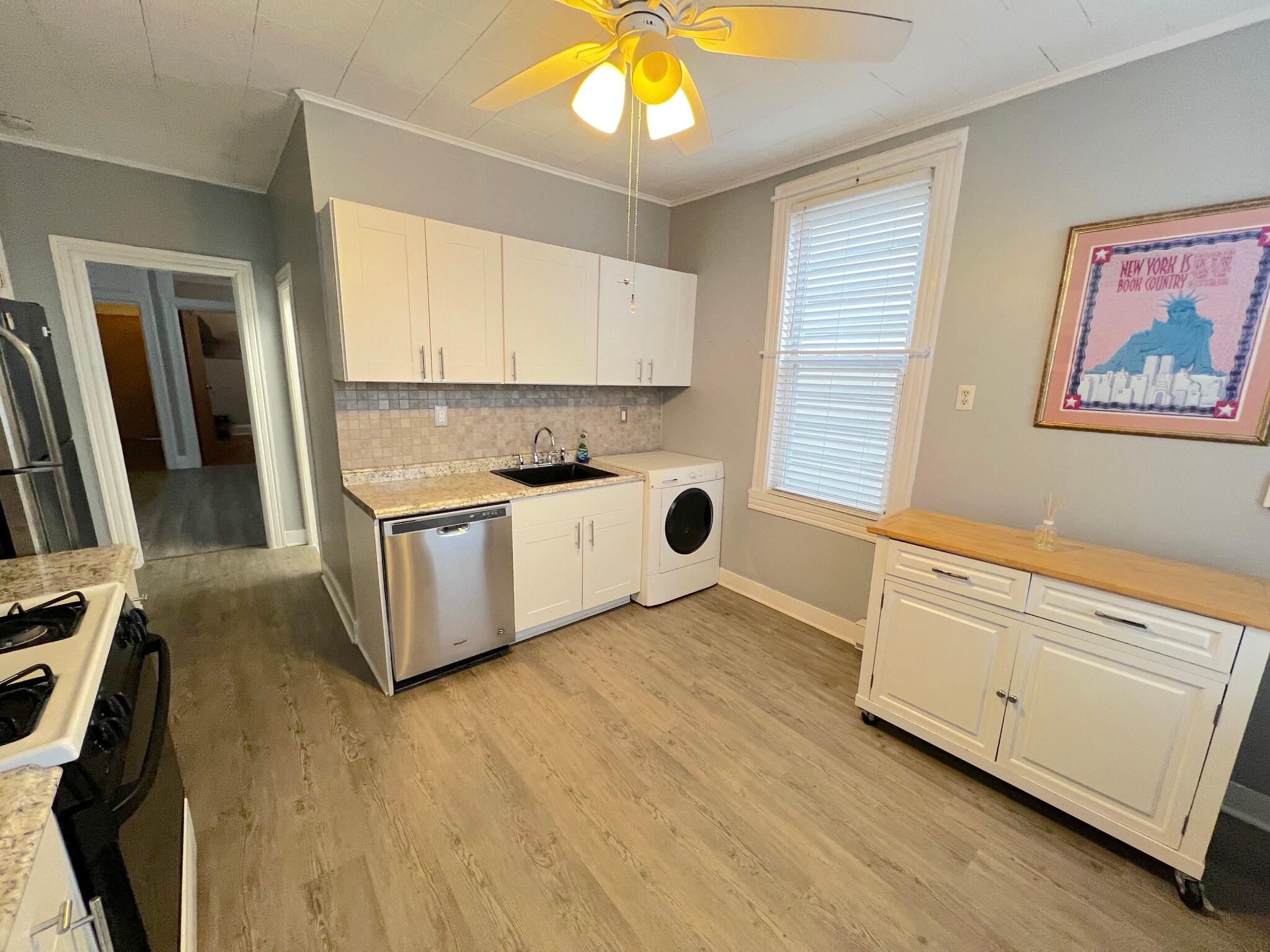 Building Photo - 47 Liberty Ave