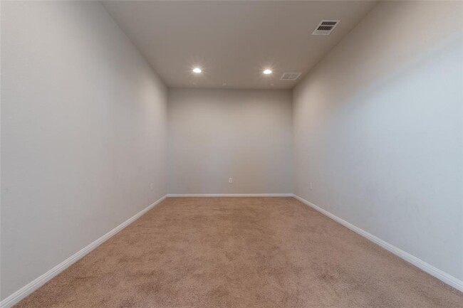 Building Photo - 3810 Brushy Creek Rd