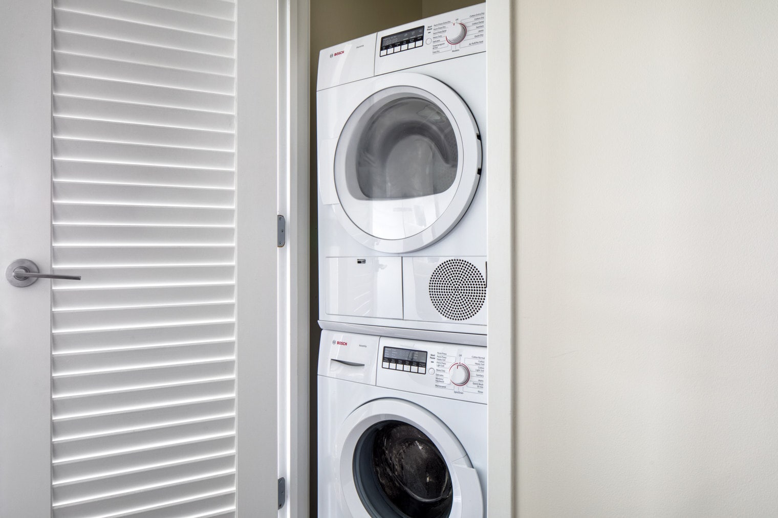 Building Photo - 22 Water St