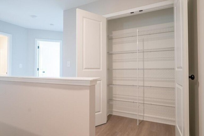 Building Photo - 3361 Verdi Ln