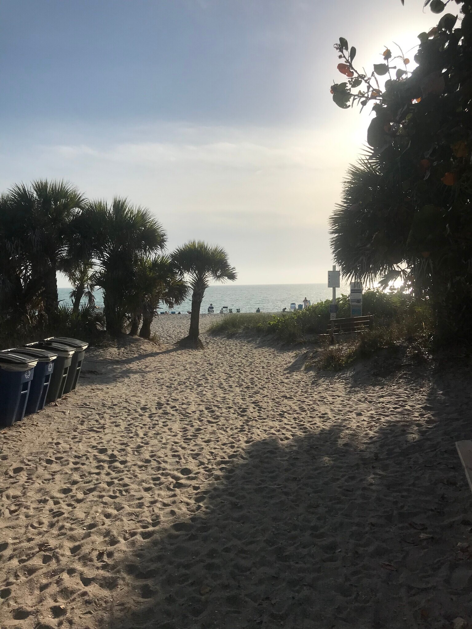Manasota Private beach 24/7/365 grills, patio tables, bathrooms, showers. - 2440 Manasota Beach Rd