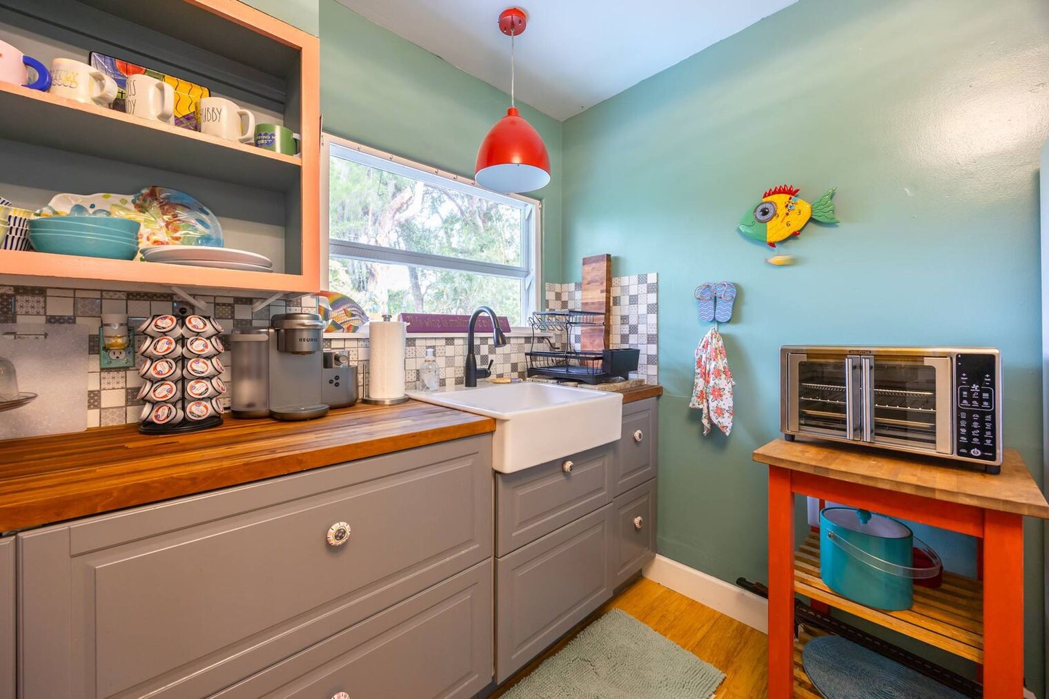 Building Photo - 214 Lucerne Dr