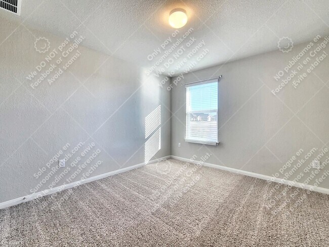 Building Photo - 4 br, 2 bath House - 210 Marimoor Dr