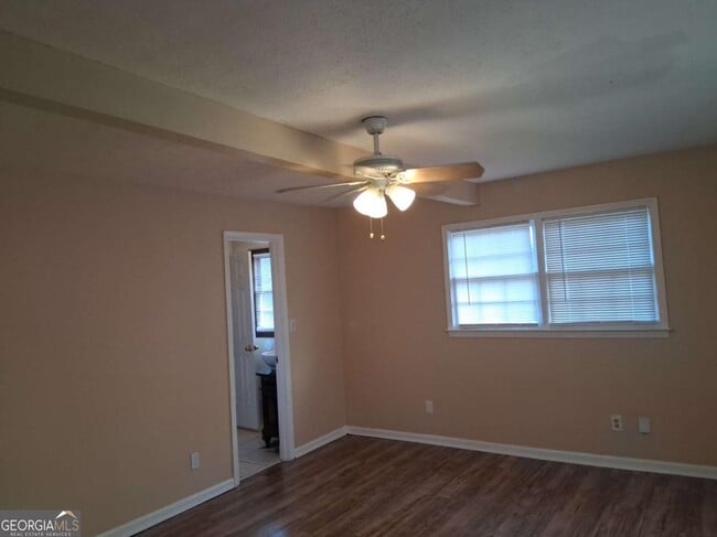 Building Photo - 3336 Cowan Mill Ct