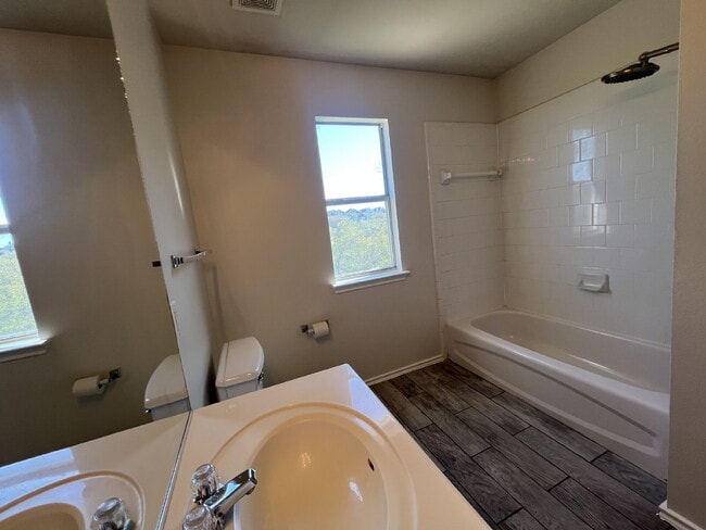 Building Photo - 21615 Rio Colorado