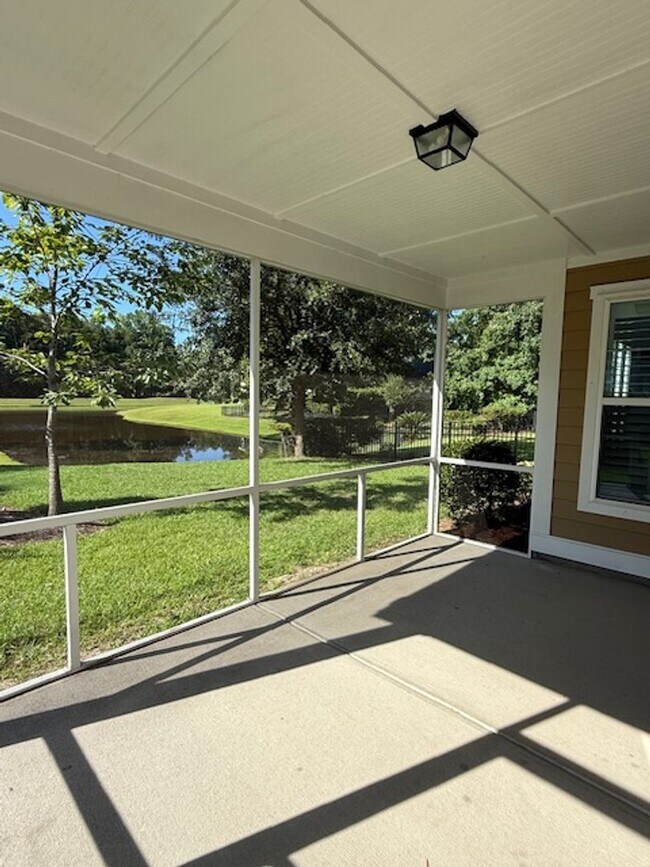 Building Photo - 18 Yonges Island Dr