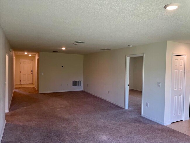 Building Photo - 348 Towns Cir