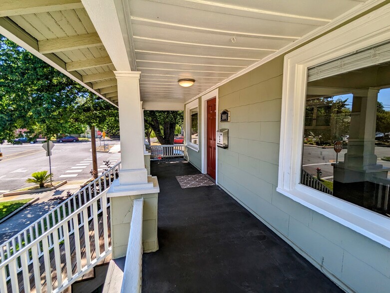 Building Photo - 3001 4th Ave