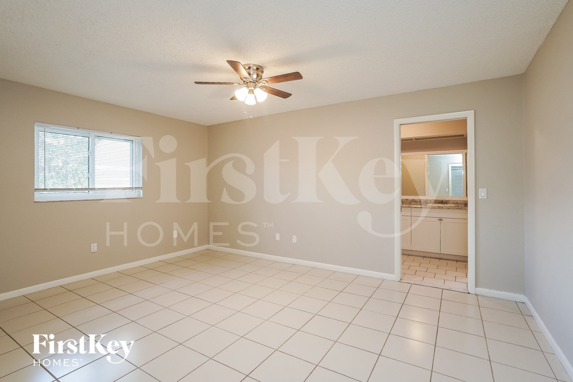 Building Photo - 1307 SE 45th St