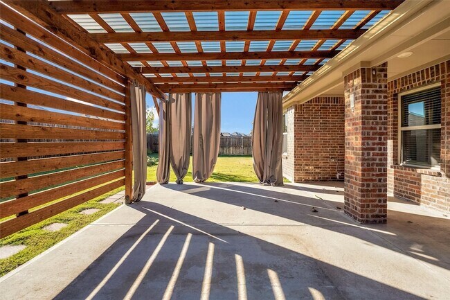 Building Photo - 134 Longhorn Pass