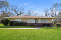 Building Photo - Charming and newly updated 3BR 1 Bath home in the heart of Center Point!