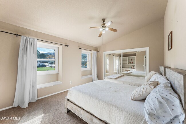 Building Photo - 5641 Hickory St