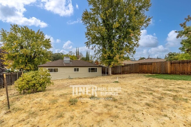 Building Photo - 3960 Annabelle Ave