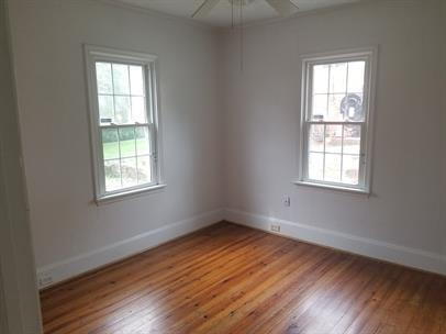 Building Photo - "Charming 2-Bedroom Home in the heart of Front Royal with hard surface flooring, deck, and yard