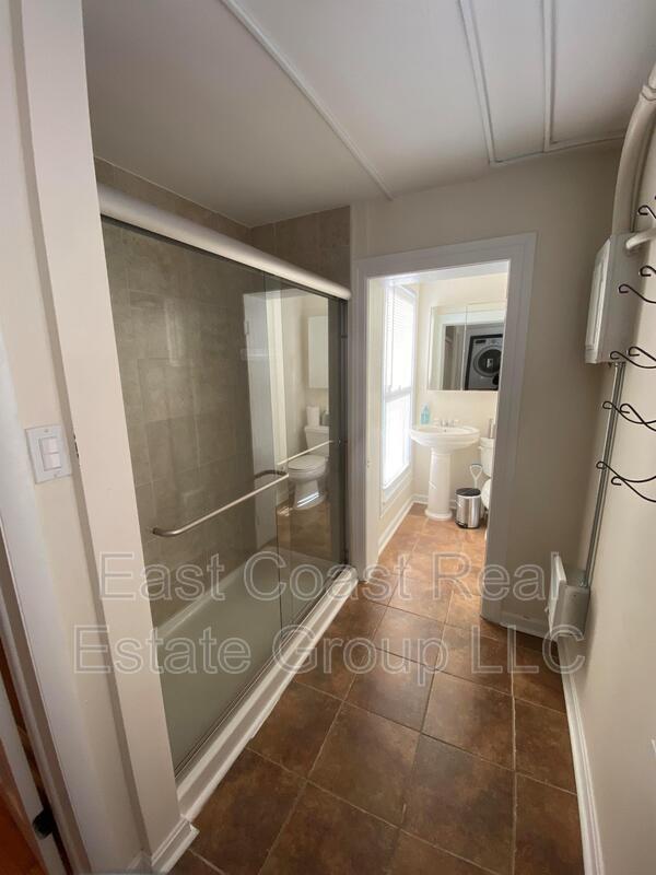 Building Photo - 4 W Water St