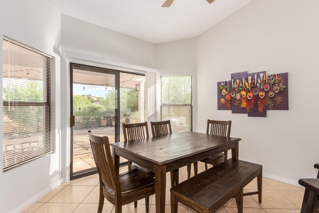 Building Photo - 15647 E Richwood Ave