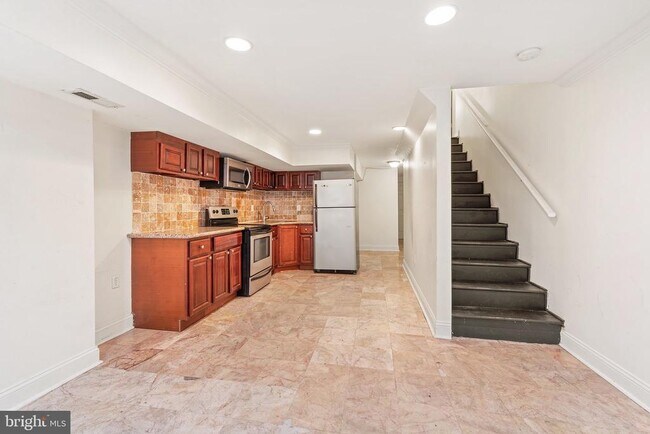 Building Photo - 1729 Fontain St