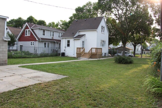 Building Photo - 4617 N 37th St