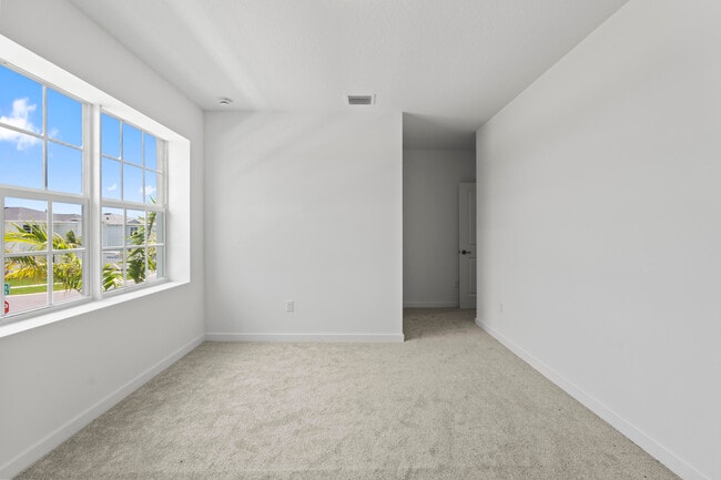 Building Photo - 7292 Lenora Ln