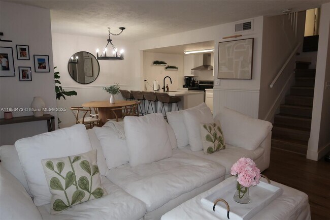 Building Photo - 4530 SW 68th Ct Cir