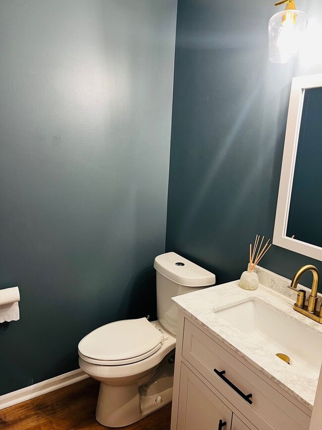 Building Photo - Charming 3-Bedroom Home with Modern Amenities and Elegant Finishes