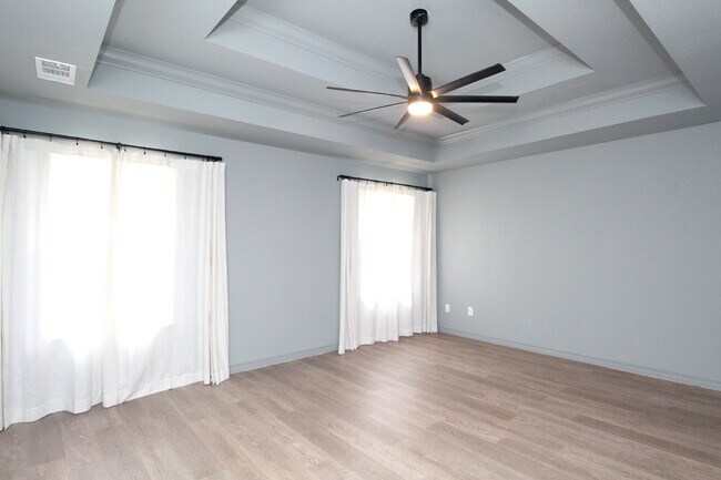Building Photo - Stunning West Pensacola Home on Nearly an ...