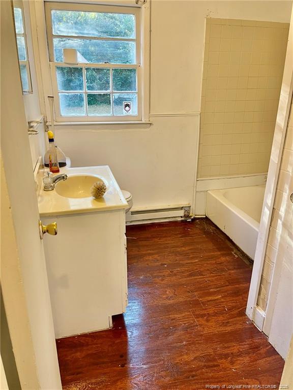 Building Photo - 502 Spring Ave